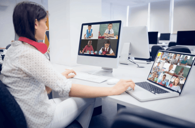 img-SHU_1918772390-teacher-online-class