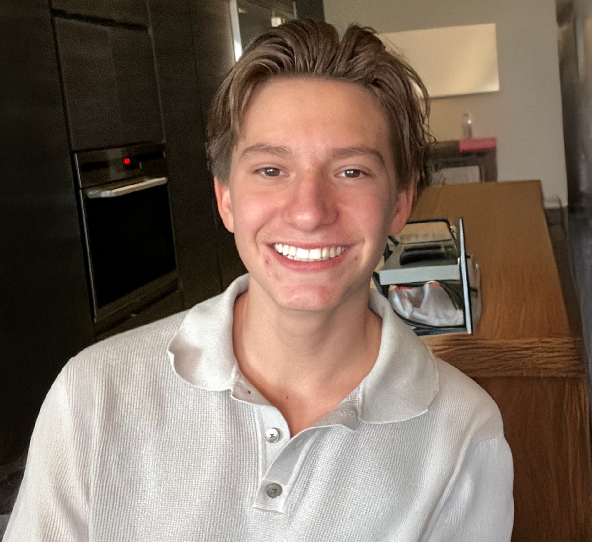 img-HGS-blog-scholar-spotlight-student-Guillermo-Oropeza-b-07-07-25