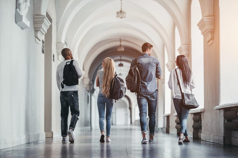 The Magic That Happens When Students Travel Abroad: 6 Benefits of U.S. Study Tours